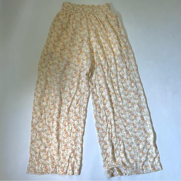 Hollister Floral Yellow Side Slit Wide Leg Pants - Picture 5 of 6